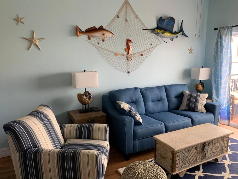 Gulf Coast Gold Private Condo - 2Bed, 2Bath, Sleep 6, Across Street From Beach, Balcony Views Of Sunsets, Beach & Gulf, Pool, Gym St. Pete Beach Exterior photo